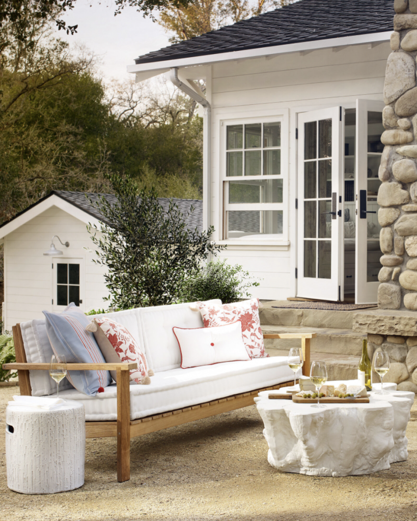 outdoor coffee table