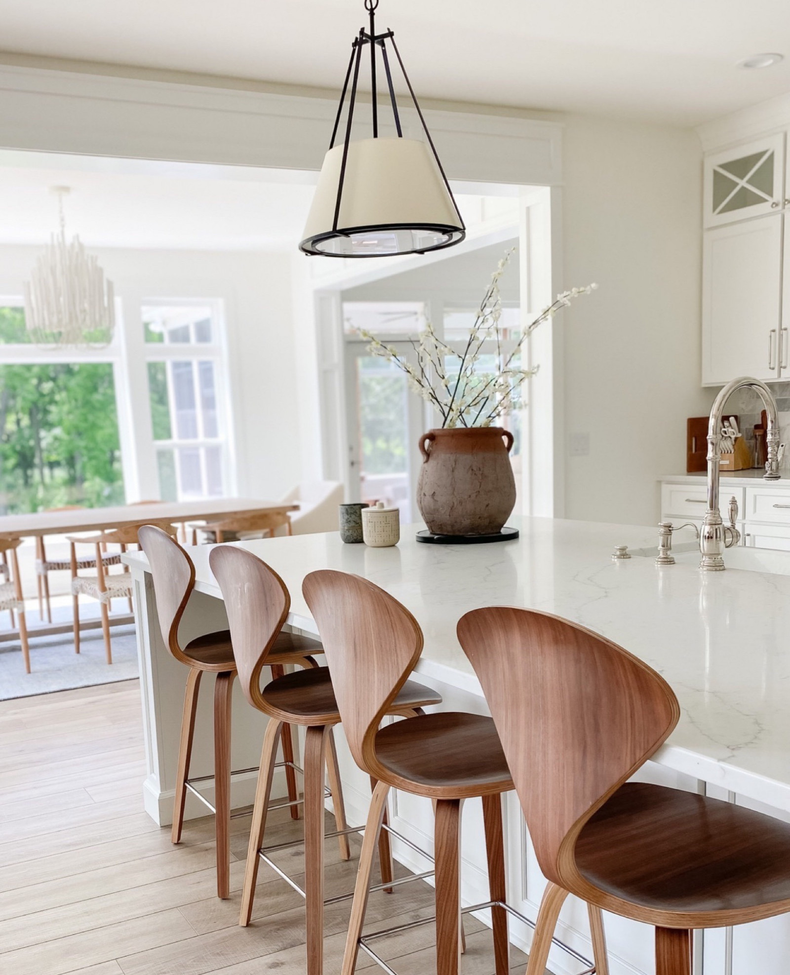 Fashion Winds | Kitchen Counter Stools
