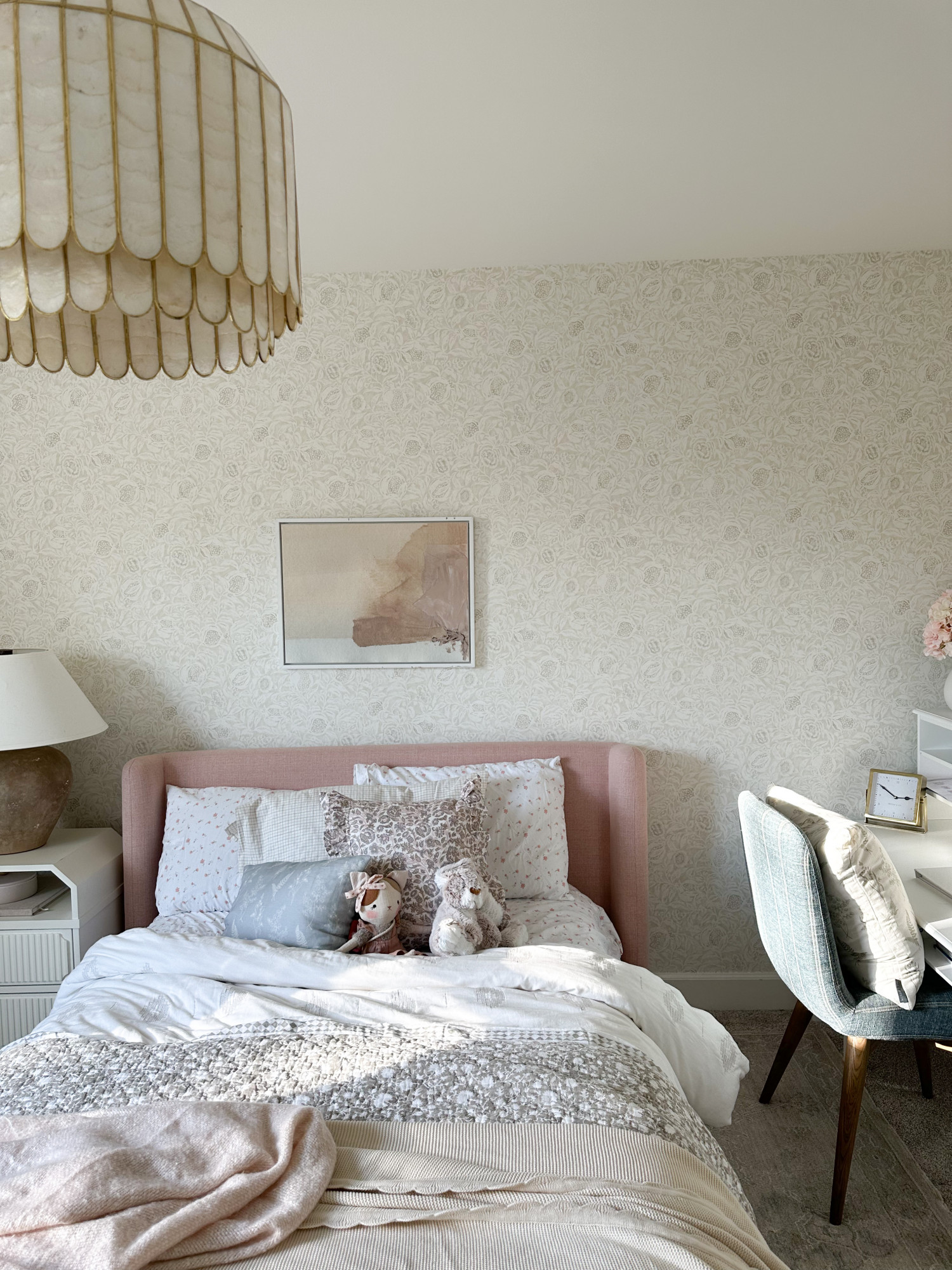 Fashion Winds | Little Girl's Bedroom