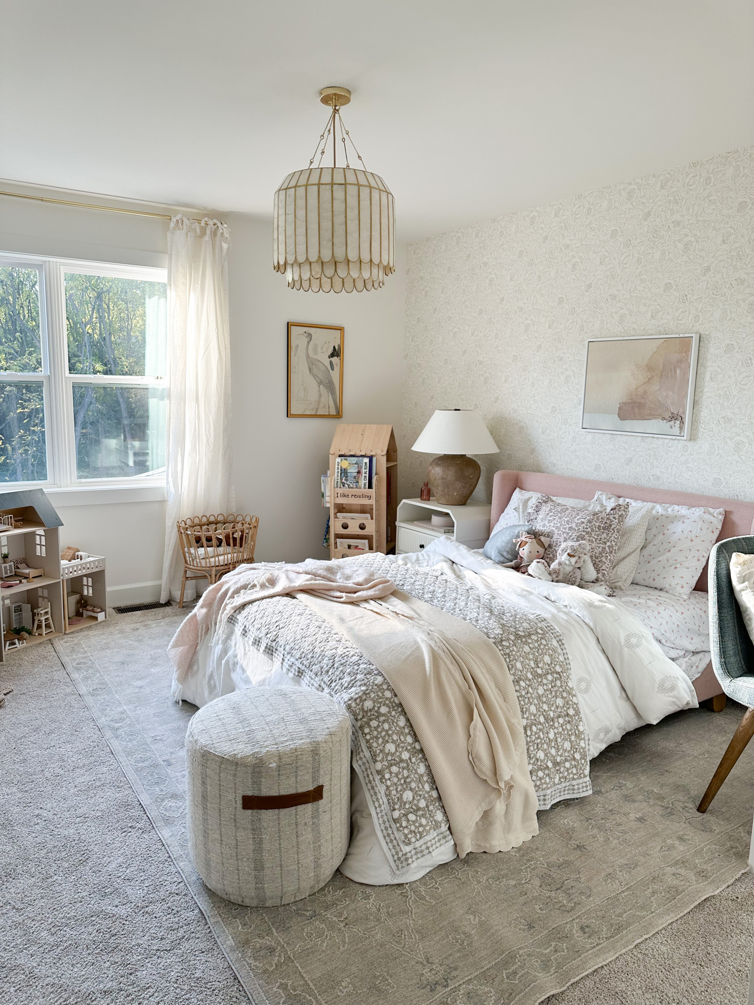 Fashion Winds | Little Girl's Bedroom